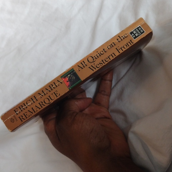 Vintage All Quiet on the Western Front by Erich Maria Remarque - Picture 3 of 8